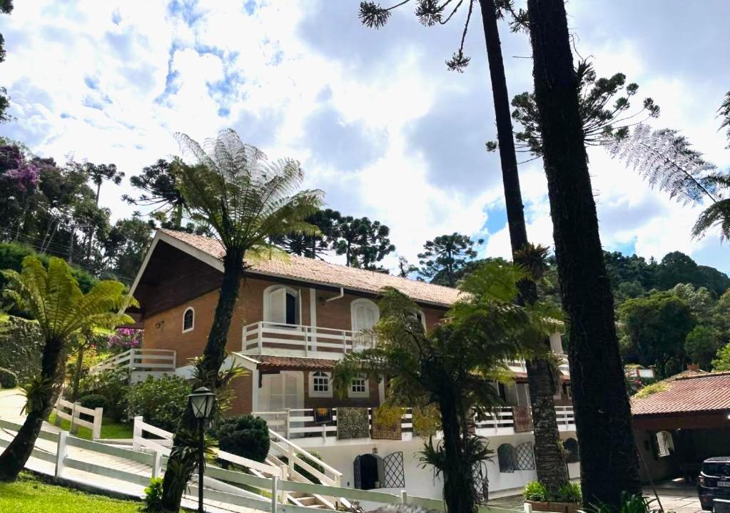 Alpes Do Manacas Hotel - Campos do Jordao — Fotos 2